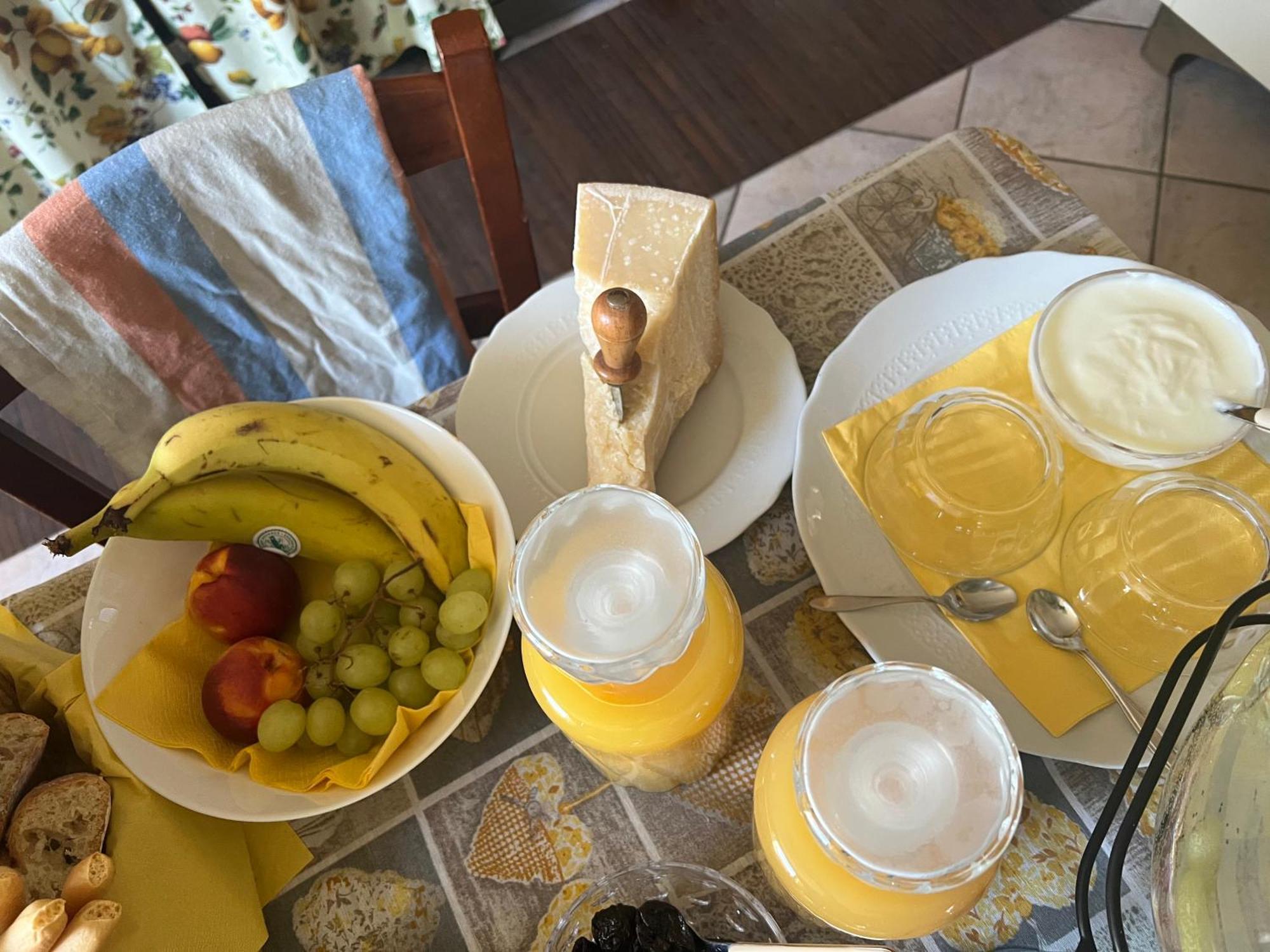 La Frasca Bed and Breakfast Coltaro Esterno foto