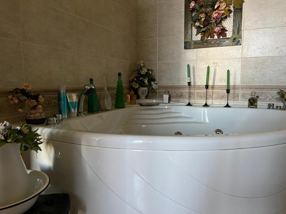 La Frasca Bed and Breakfast Coltaro Esterno foto